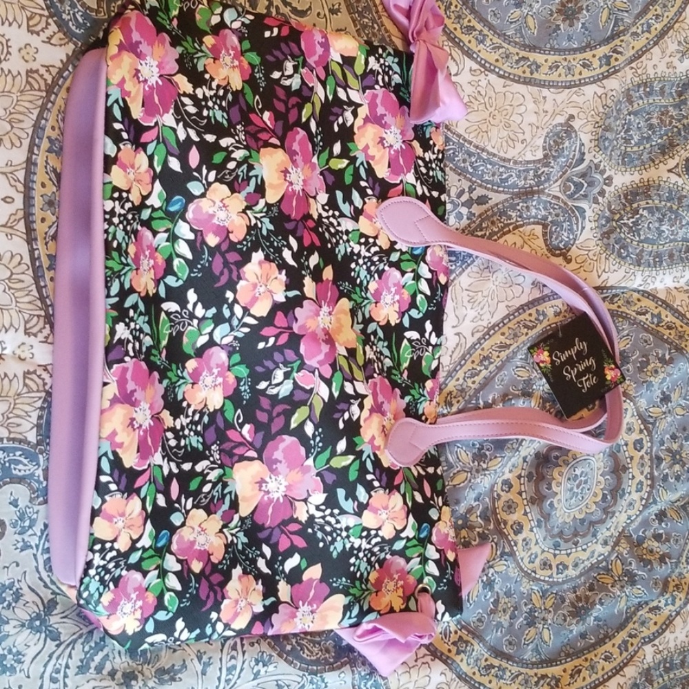 Spring tote